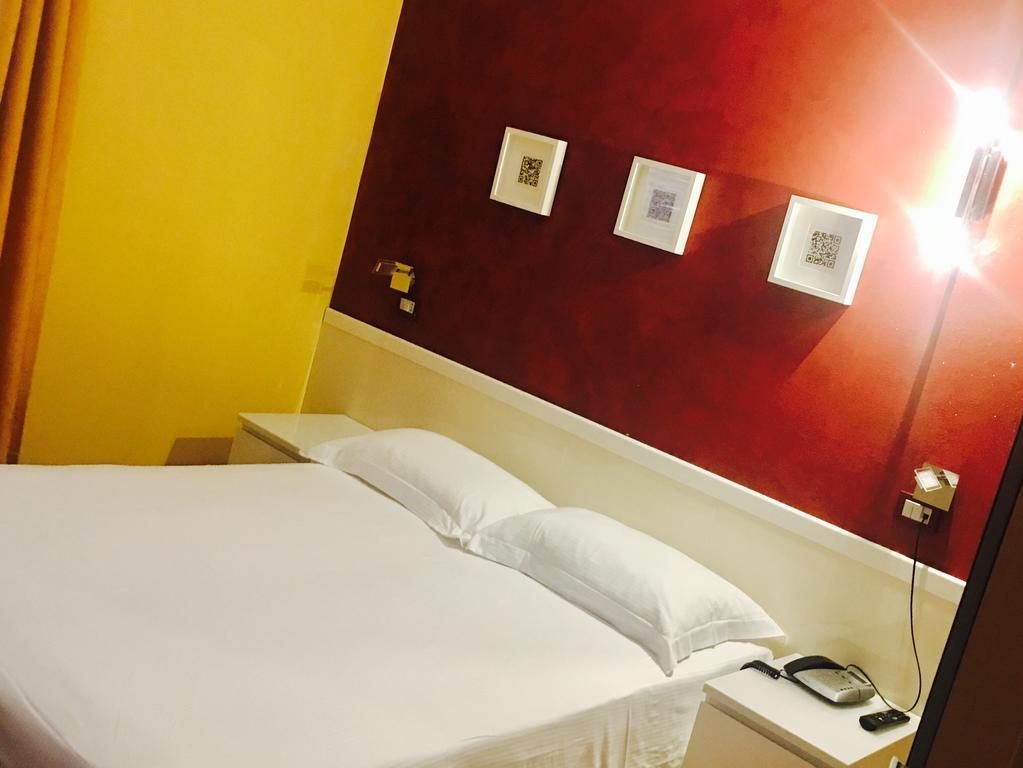 Hotel Malpensafiera Бернате-Тичино Экстерьер фото